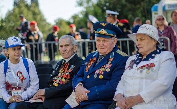 В Севастополе ветераны могут пожаловаться на водителей-хамов по горячей линии
